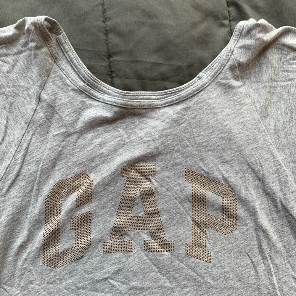 GAP tee shirt